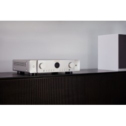 Marantz Cinema 70 | Receptor AV Slim 7 Canales | DOYMO Sitges
