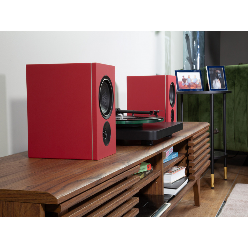 PSB iQ2 | Altavoces activos inalámbricos con BluOS | DOYMO Sitges