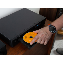 NAD C 569 | Reproductor de CD con DAC ESS Sabre y DDH | DOYMO Sitges